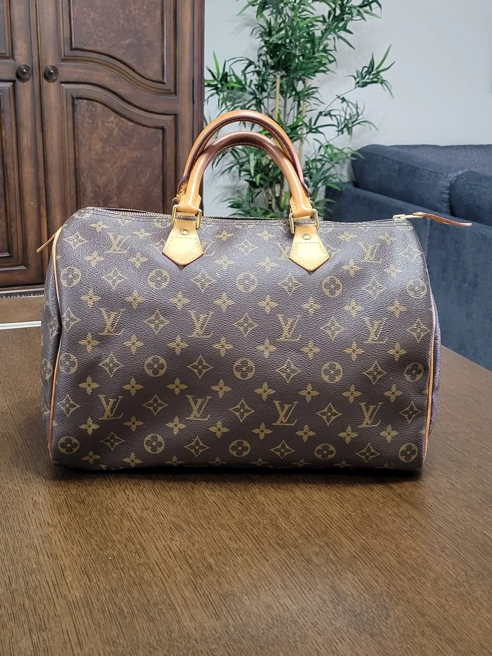 Louis Vuitton Brown Monogram Speedy 35 9.00Top-Handle Bag